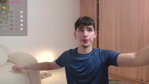 Snapshot of zenn_rush chatting on March 7, 1:29 pm Zenn online show from March 7, 1:29 pm