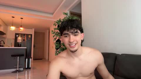 Zenn online show from March 6, 8:50 pm