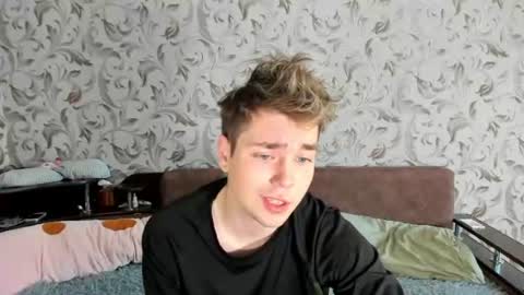 Ethan online show from May 20, 3:24 am