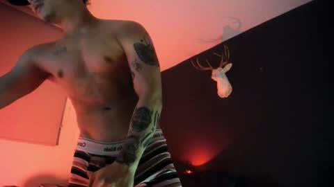 zeus online show from February 28, 5:06 am