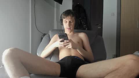 zincky online show from December 19, 3:42 pm