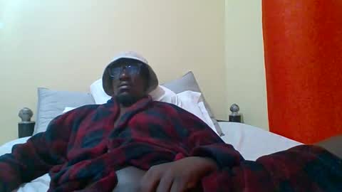 Zlatann2012 online show from September 17, 9:49 pm