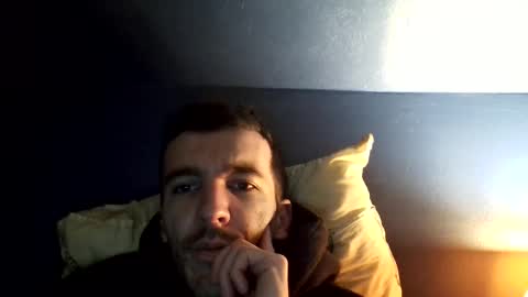 zom online show from December 4, 5:20 pm