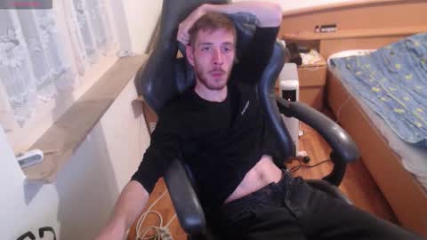 Zuzmoe online show from November 22, 10:31 pm