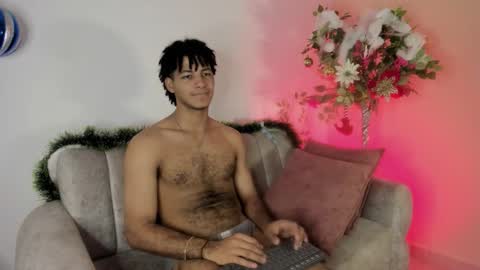 zyan_moreno online show from November 24, 4:08 pm