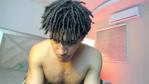 zyan_moreno online show from December 14, 7:54 pm