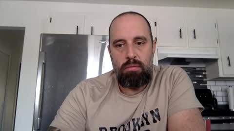 Snapshot of zzman9 chatting on December 20, 3:31 pm ZZMan online show from December 20, 3:31 pm