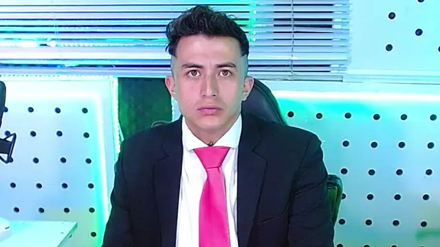 Darko0717 online show from December 17, 1:07 pm