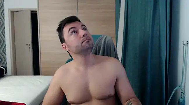 HankMalone online show from December 14, 4:34 am