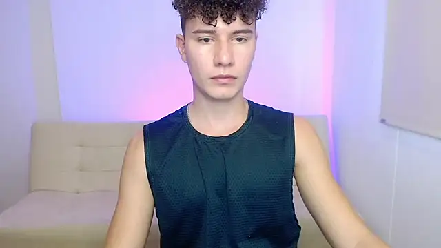 adrian morelly online show from February 15, 7:00 pm