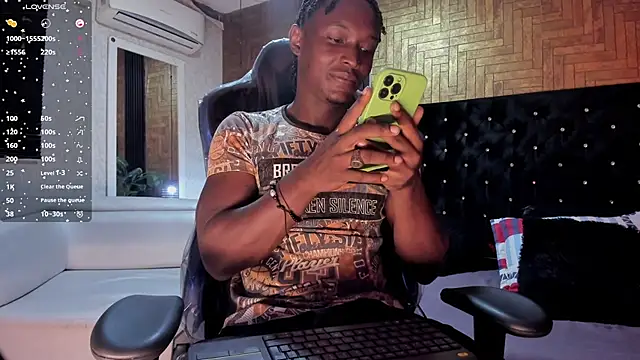 DannSmmith online show from September 29, 6:34 am