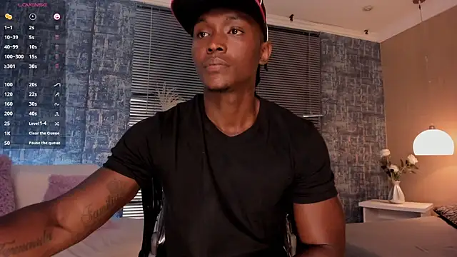 DannSmmith online show from October 12, 5:12 am