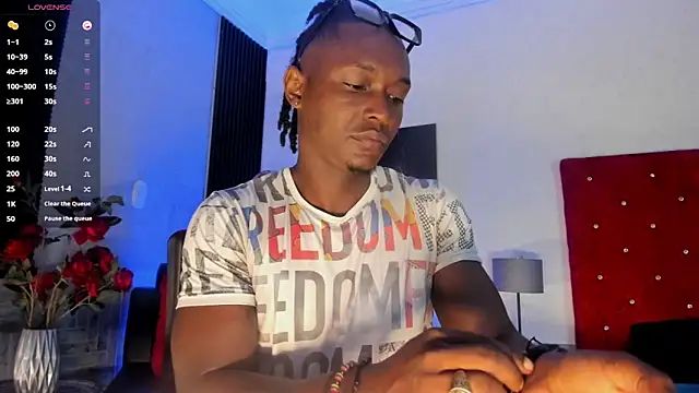 DannSmmith online show from February 1, 8:24 am