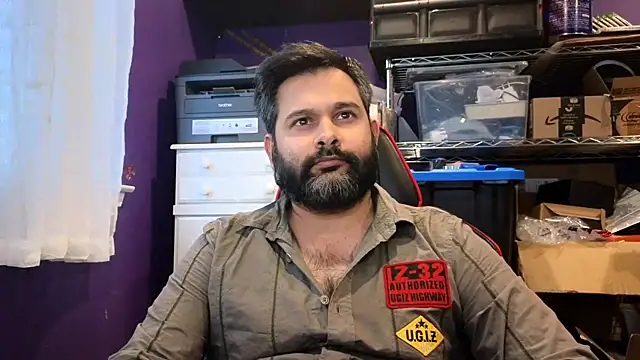 Sakhtlaundaz online show from November 14, 9:27 pm