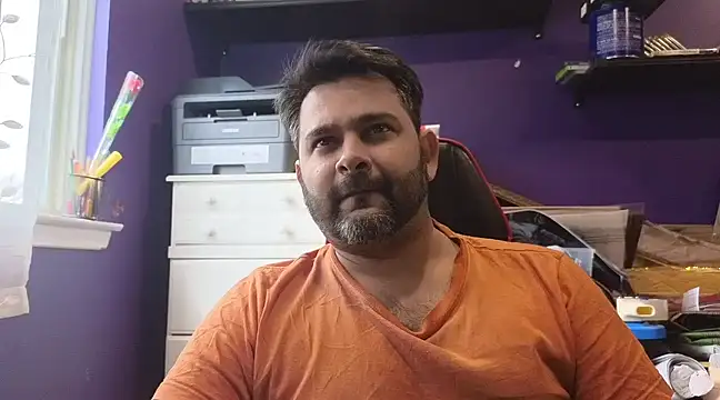 Sakhtlaundaz online show from March 20, 7:04 pm