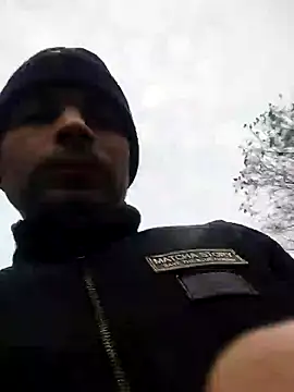 Snapshot of J0nyhson chatting on January 12, 8:36 am J0nyhson online show from January 12, 8:36 am