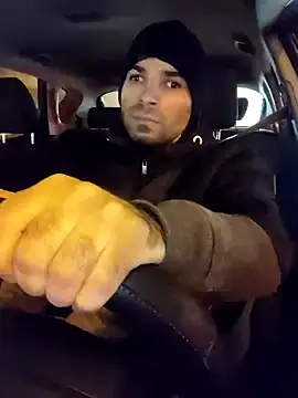 Snapshot of J0nyhson chatting on December 19, 4:23 am J0nyhson online show from December 19, 4:23 am