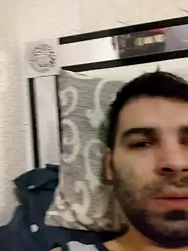 Snapshot of J0nyhson chatting on January 28, 8:14 am J0nyhson online show from January 28, 8:14 am