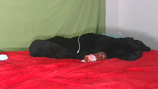 Carolinayoungin online show from September 14, 7:49 pm