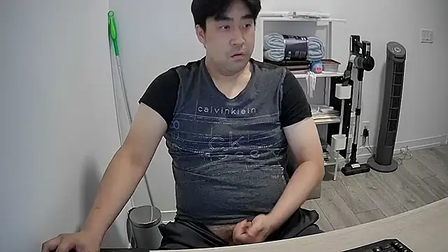 Koreanboy171 online show from June 28, 5:24 am