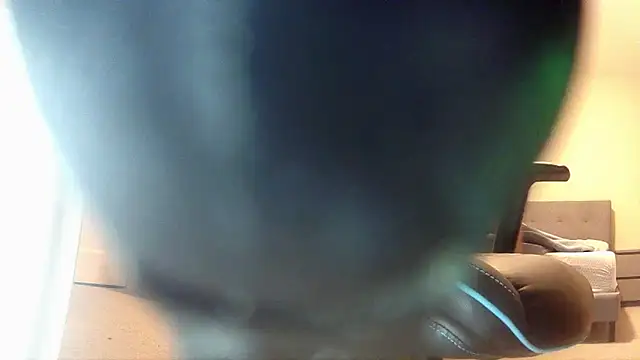 capjacksparrow3 online show from January 5, 4:25 am