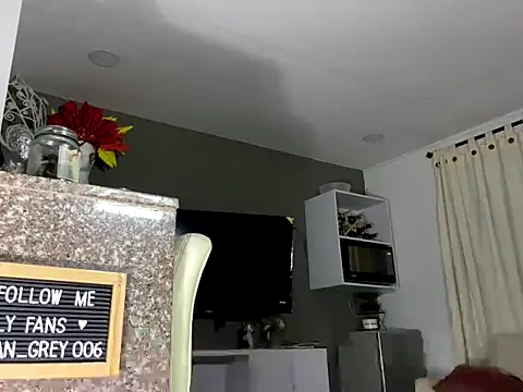 sebastiangrey06 online show from February 3, 7:02 am