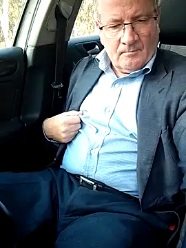 stiffandlubedxh online show from September 28, 10:08 pm