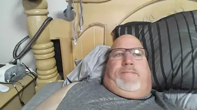 Bigbear0563 online show from October 18, 5:40 pm