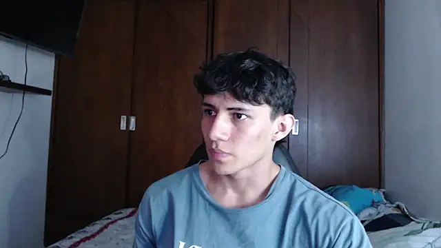 aresholland online show from March 16, 10:09 pm