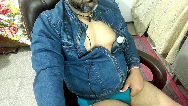 rentarob online show from December 15, 5:10 pm