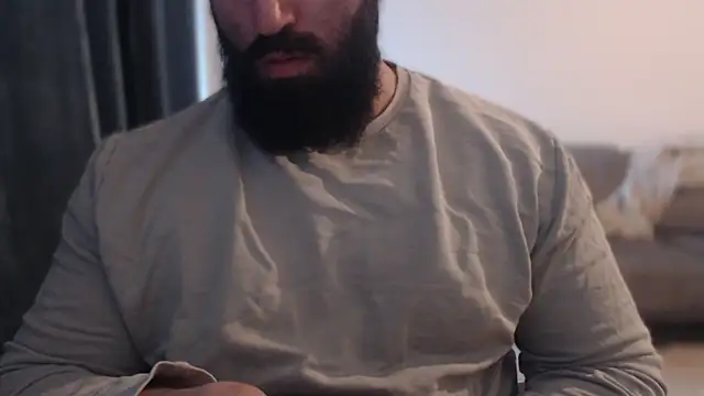 hugemachohandsome online show from November 24, 2:07 pm