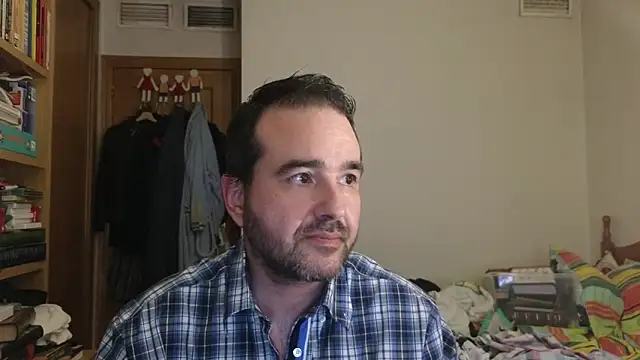 curiosillo83 online show from May 27, 2:47 pm
