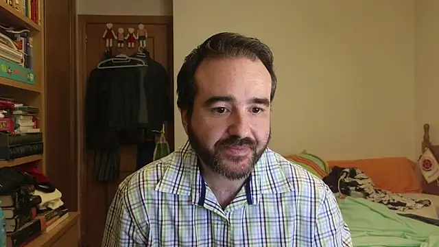 curiosillo83 online show from July 7, 2:21 pm