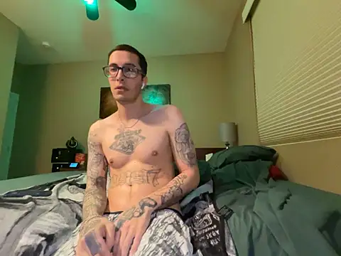 Snapshot of Bwcjoshbanks chatting on March 12, 11:53 am Bwcjoshbanks online show from March 12, 11:53 am