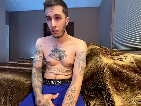 Snapshot of Bwcjoshbanks chatting on December 3, 3:07 am Bwcjoshbanks online show from December 3, 3:07 am