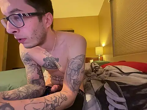 Snapshot of Bwcjoshbanks chatting on March 17, 1:35 am Bwcjoshbanks online show from March 17, 1:35 am
