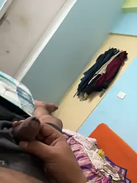 yourheroforfun online show from April 7, 6:52 pm