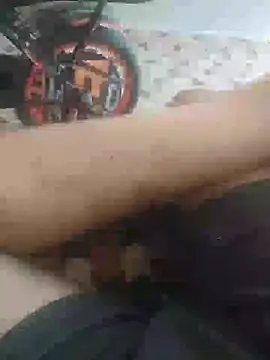 Snapshot of deshifuckers chatting on March 23, 3:43 am deshifuckers online show from March 23, 3:43 am