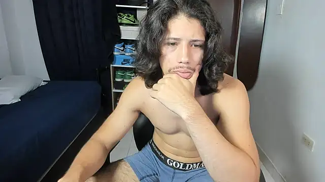 imtonny19 online show from July 15, 12:28 am