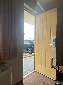 Stressreliever82 online show from April 20, 6:10 pm