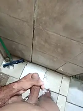 willsafado02 online show from January 14, 12:04 am