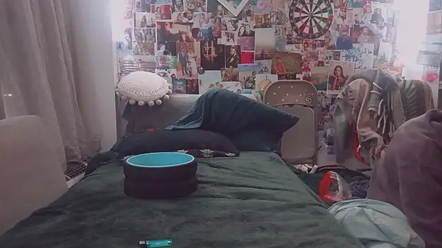 DownstairsSky online show from March 18, 1:24 am