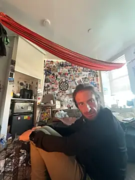 DownstairsSky online show from October 1, 4:11 pm