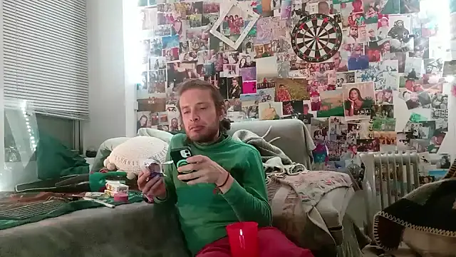 DownstairsSky online show from January 31, 11:56 pm