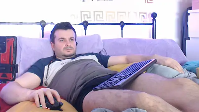 Snapshot of erotico69xxx chatting on January 29, 12:43 am erotico69xxx online show from January 29, 12:43 am