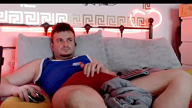 Snapshot of erotico69xxx chatting on September 10, 10:30 pm erotico69xxx online show from September 10, 10:30 pm