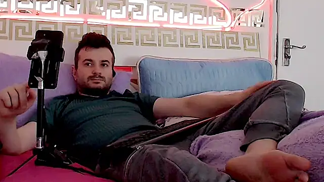 Snapshot of erotico69xxx chatting on October 27, 12:51 pm erotico69xxx online show from October 27, 12:51 pm