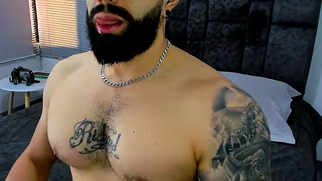 Zack Froone online show from December 9, 3:23 pm