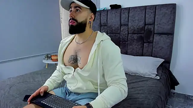 Zack Froone online show from February 18, 1:44 pm