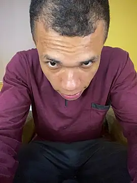 MoiseXxx 777 online show from October 18, 8:19 am